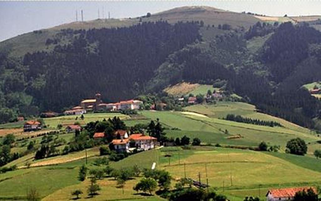 Tolare-Berri Hotel Zestoa Buitenkant foto