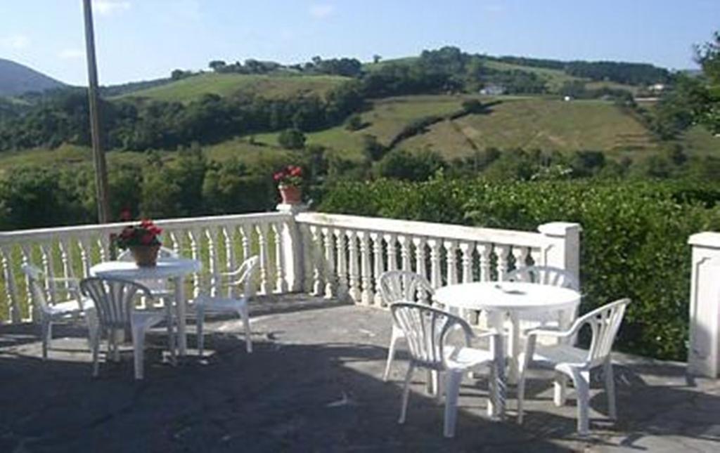 Tolare-Berri Hotel Zestoa Buitenkant foto