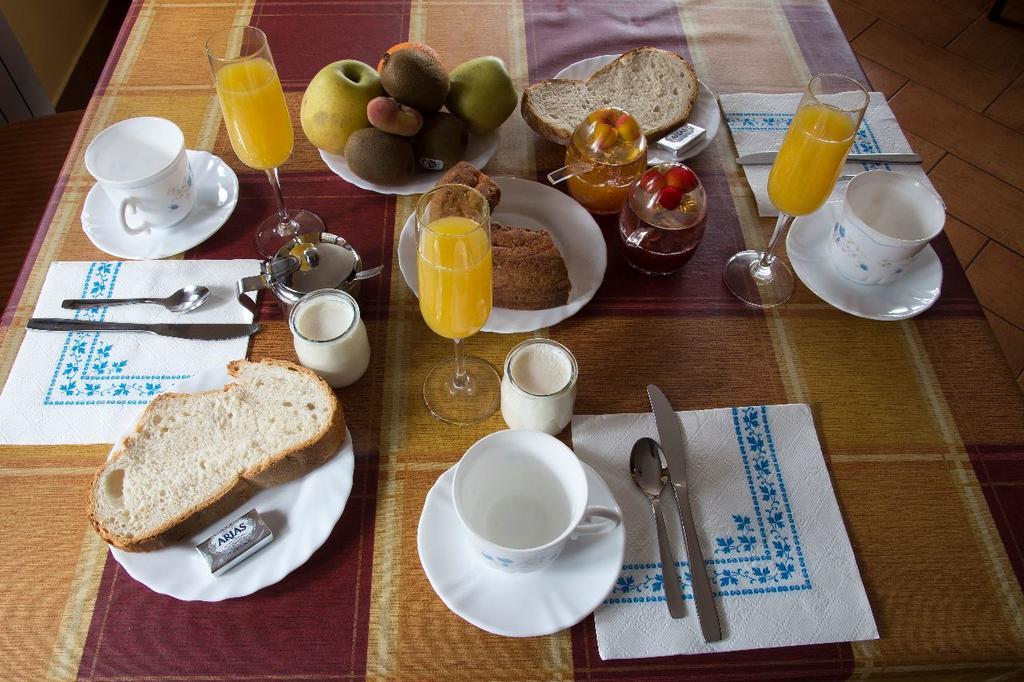 Tolare-Berri Hotel Zestoa Buitenkant foto